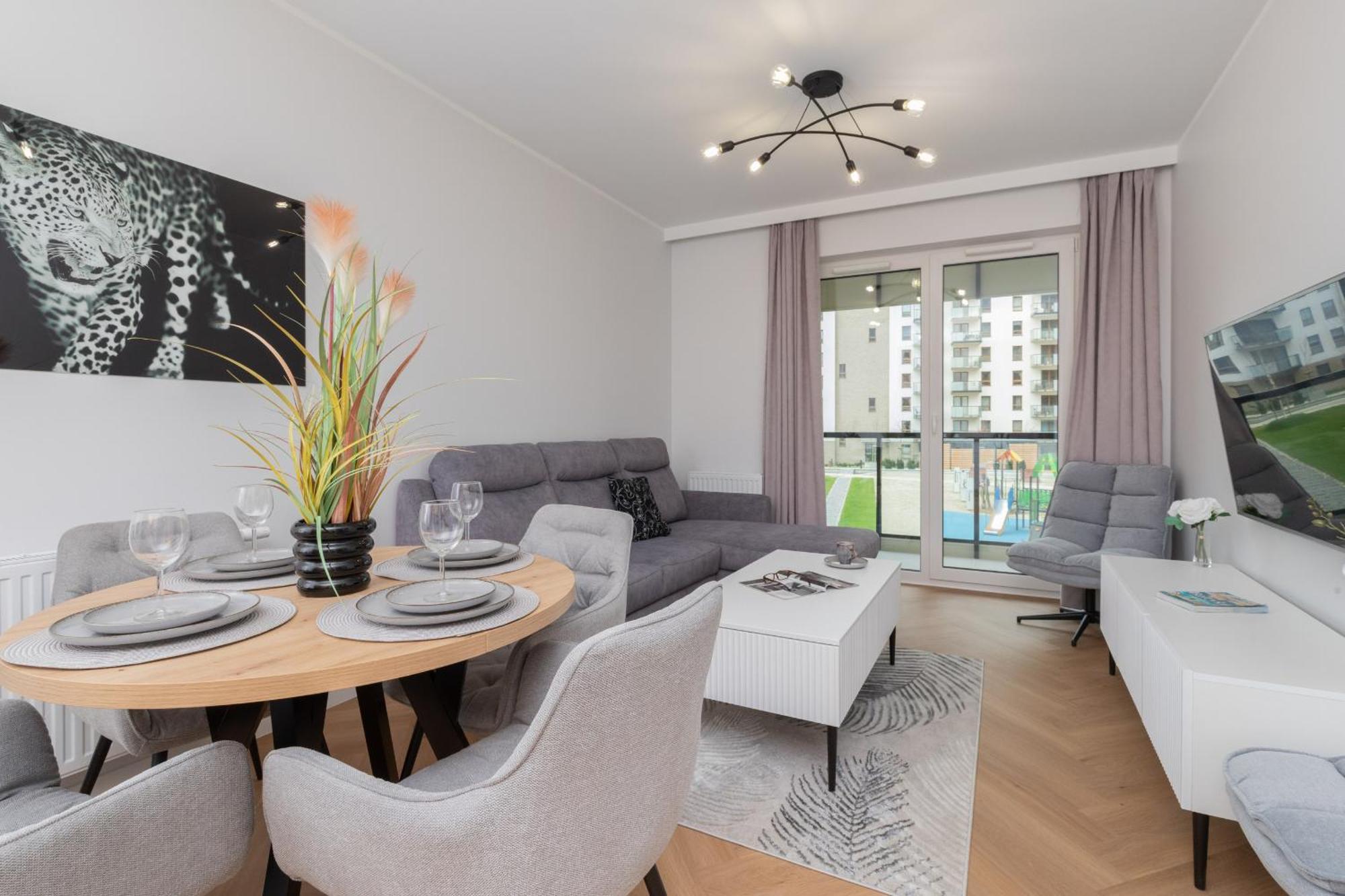 Nowa Letnica Comfortable With Balcony & Parking By Renters * Gdansk