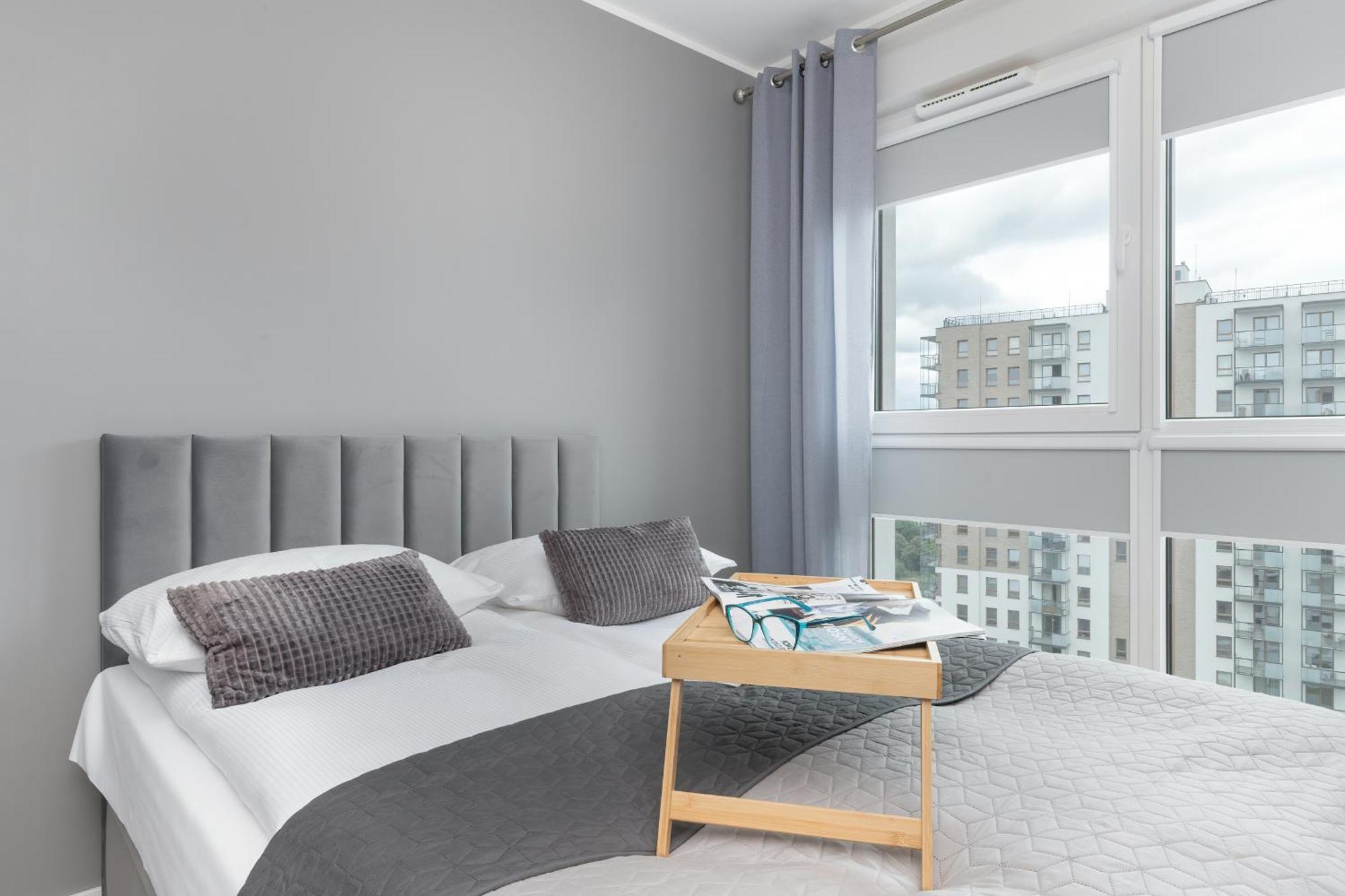 Apartamento Nowa Letnica Comfortable With Balcony & Parking By Renters *