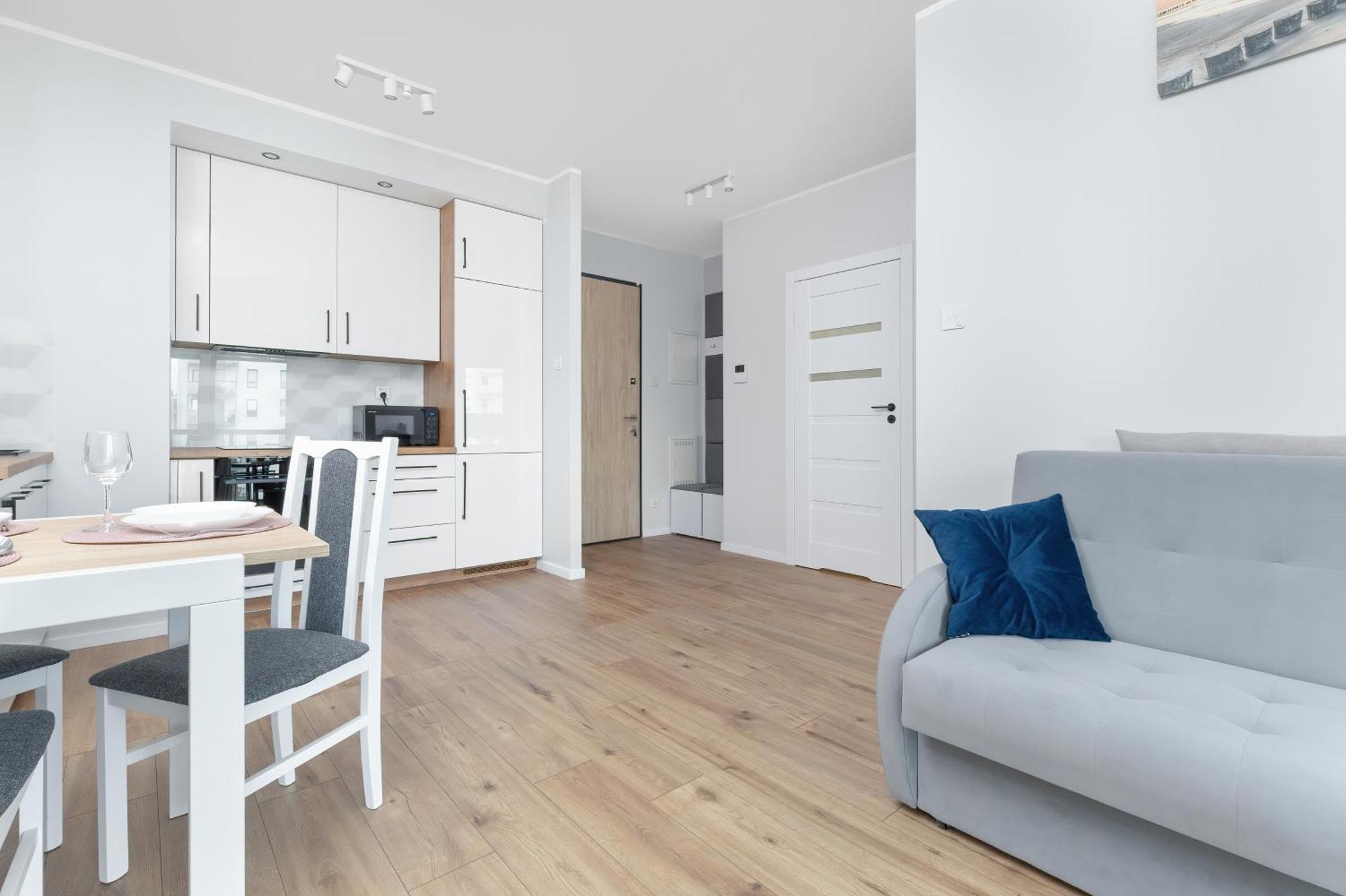 Nowa Letnica Comfortable With Balcony & Parking By Renters * Gdansk