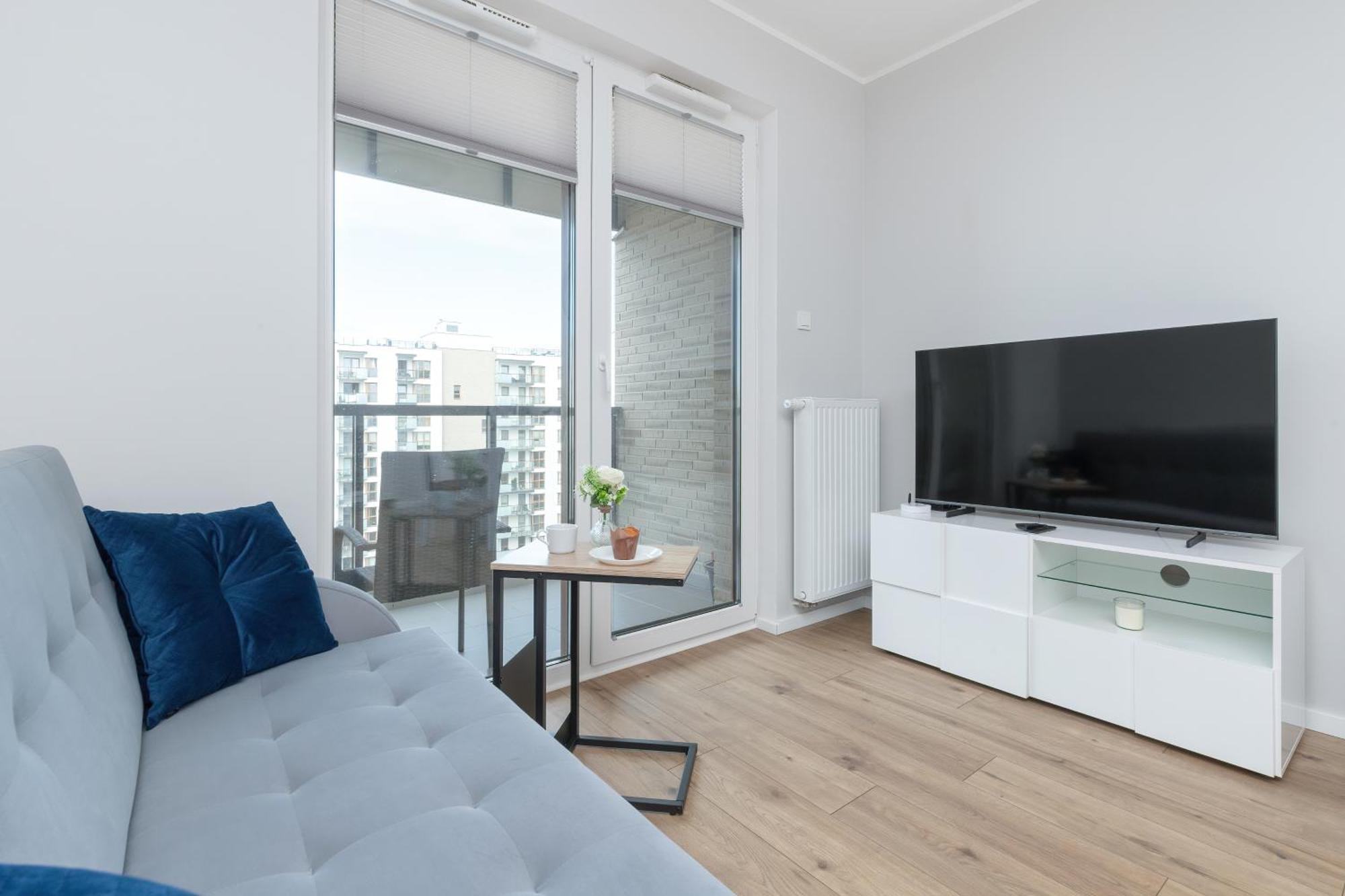 Nowa Letnica Comfortable With Balcony & Parking By Renters Apartment Gdansk