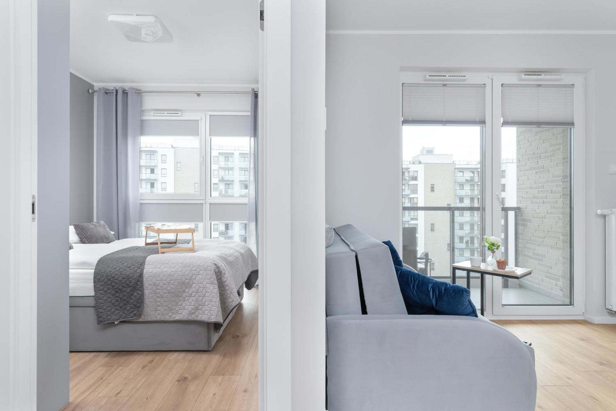 Nowa Letnica Comfortable With Balcony & Parking By Renters Gdansk
